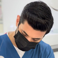 Uzman Diş Hekimi Ahmet Amanmyradov