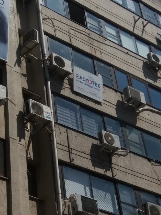 Radyotek Az Ve Di Ene Radyolojisi dental clinic in Izmir