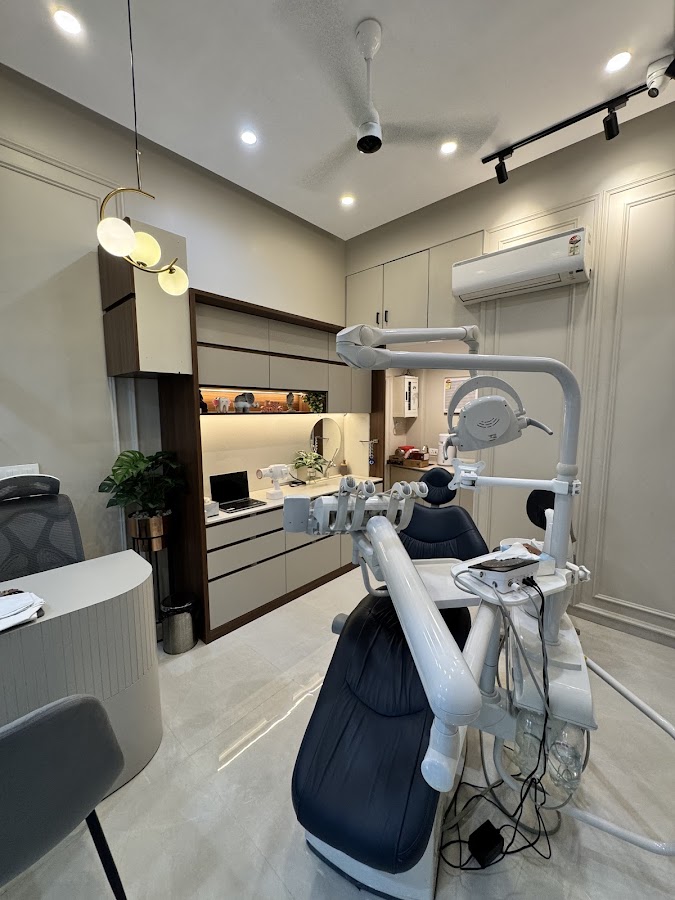 Smilo Dental Clinic dental clinic in Mumbai