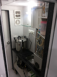 Shroff's Multi-Speciality Dental Clinic