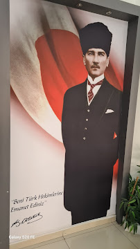 Özel Şemikler Kar Beyazı Ağız ve Diş Sağlığı Polikliniği Karşıyaka