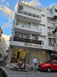 Beyaz Dental agiz dis sagligi poliklinigi zirkonyum porselen implant
