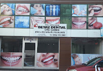 Zel Karyaka Beyaz Dental Az Di Sal Poliklinii Ili Ubesi in Izmir