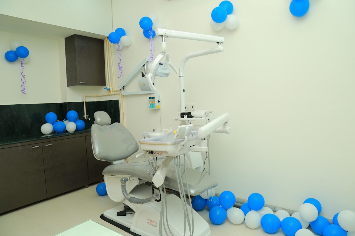 Meenakshi dental clinic in Mumbai
