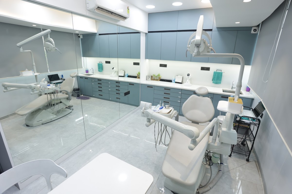 Dr. Mitali Kerure Dental Clinic And Implant Centre dental clinic in Mumbai