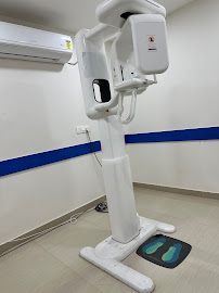 Dr Shailesh Sharma - Best Dental clinic in Chandni chowk | RCT | dental implant | best dentist ( CGHS )