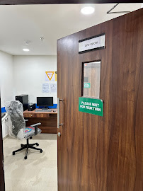 Dr Shailesh Sharma - Best Dental clinic in Chandni chowk | RCT | dental implant | best dentist ( CGHS )