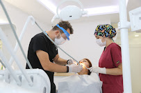 Özel DENT KONAK Ağız ve Diş Sağlığı Polikliniği