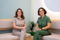 Dt. Oya Vezirkpr Iren And Dr Dt. Ecem Gven Di Klinii in Izmir
