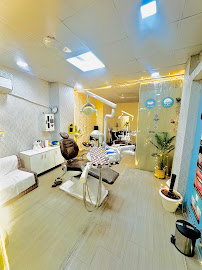THE APOLLO DENTAL CARE