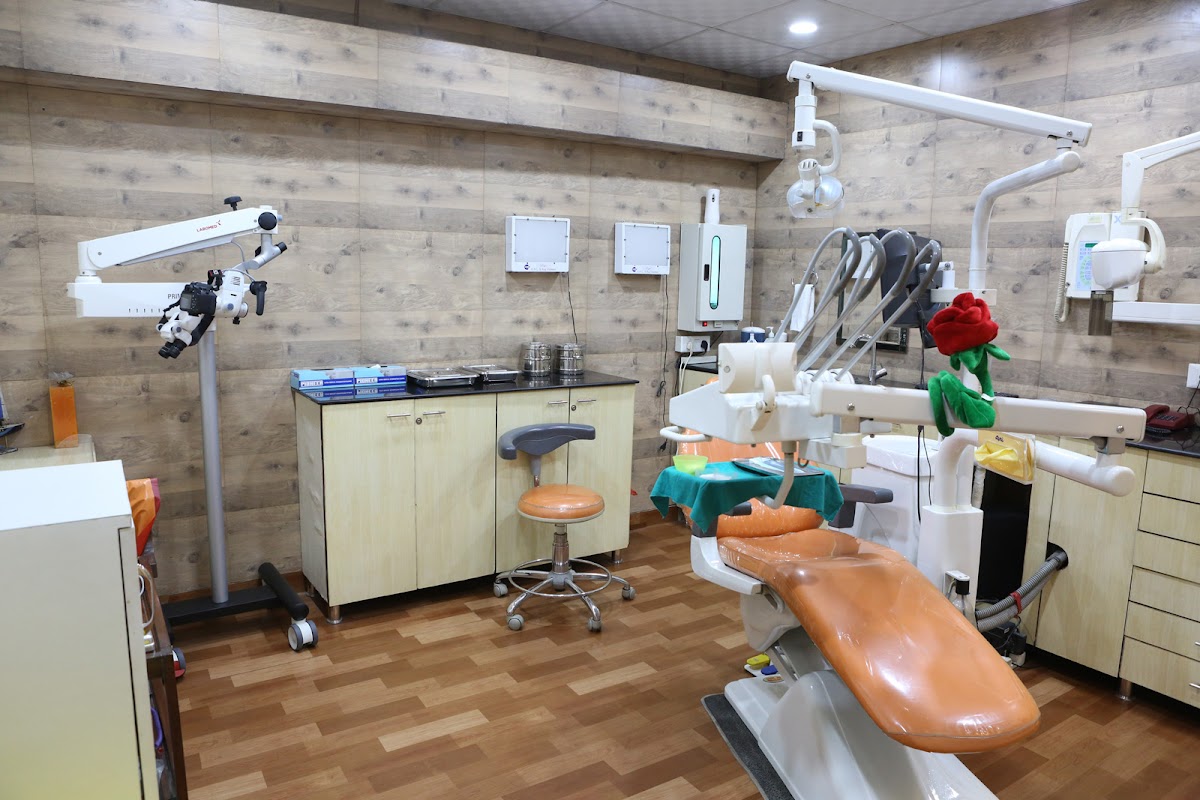 Maximus Dental Care dental clinic in New Delhi