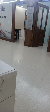 Clove Dental Clinic in Deer Park, New Delhi