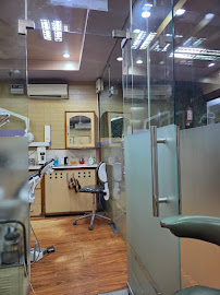 Prof. DR. VINAYAK; SMILESSENCE-THE SPECIALIST DENTAL CENTRE