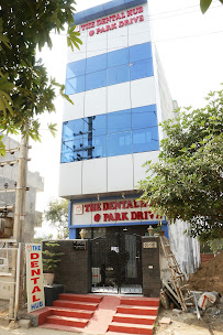 The Dental Hub – Dental Clinic in Gurgaon | Invisalign | Dental Implants & Root Canal Treatment In Gurgaon