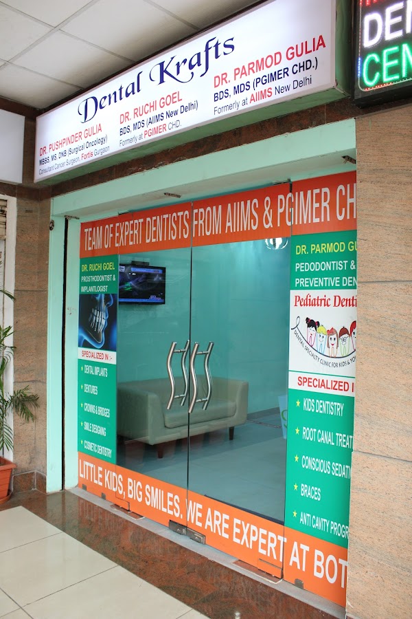 Dental Krafts dental clinic in New Delhi