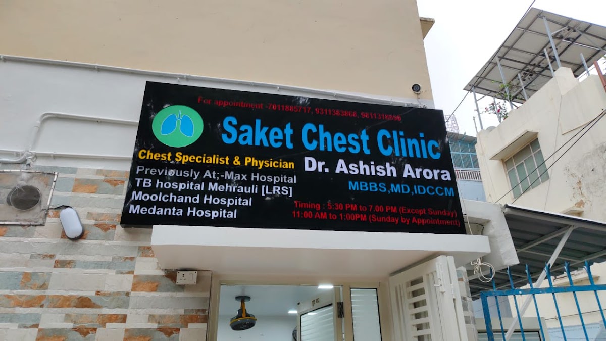 Saket Smile Studio dental clinic in New Delhi