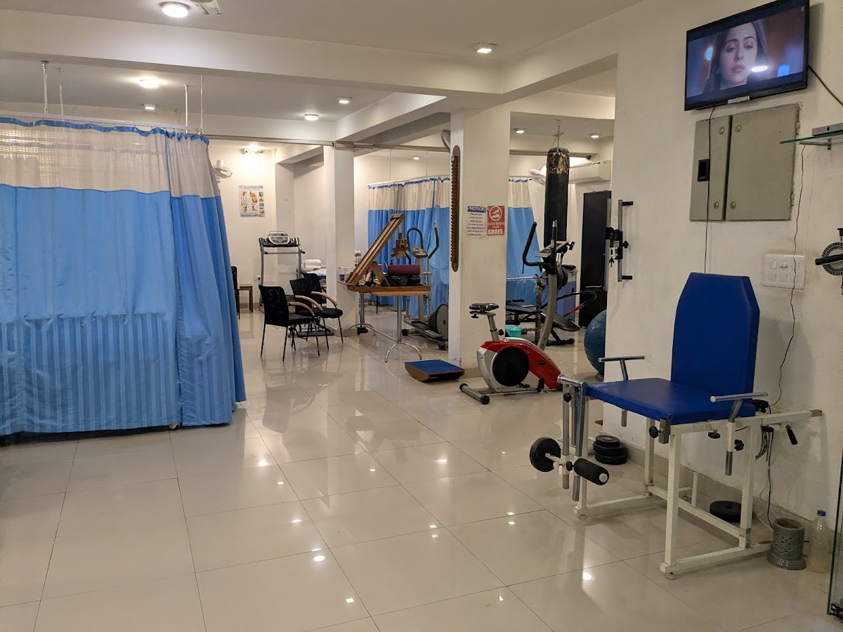 Delhi Dental & Aesthetics dental clinic in New Delhi