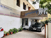 Signature Smilez (Anna Nagar) - Dr Nirmal & Dr Vidhya