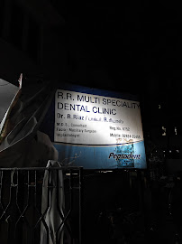 R.R MULTISPECIALITY DENTAL CLINICS