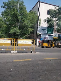 Dentistree Dental Care, Adyar