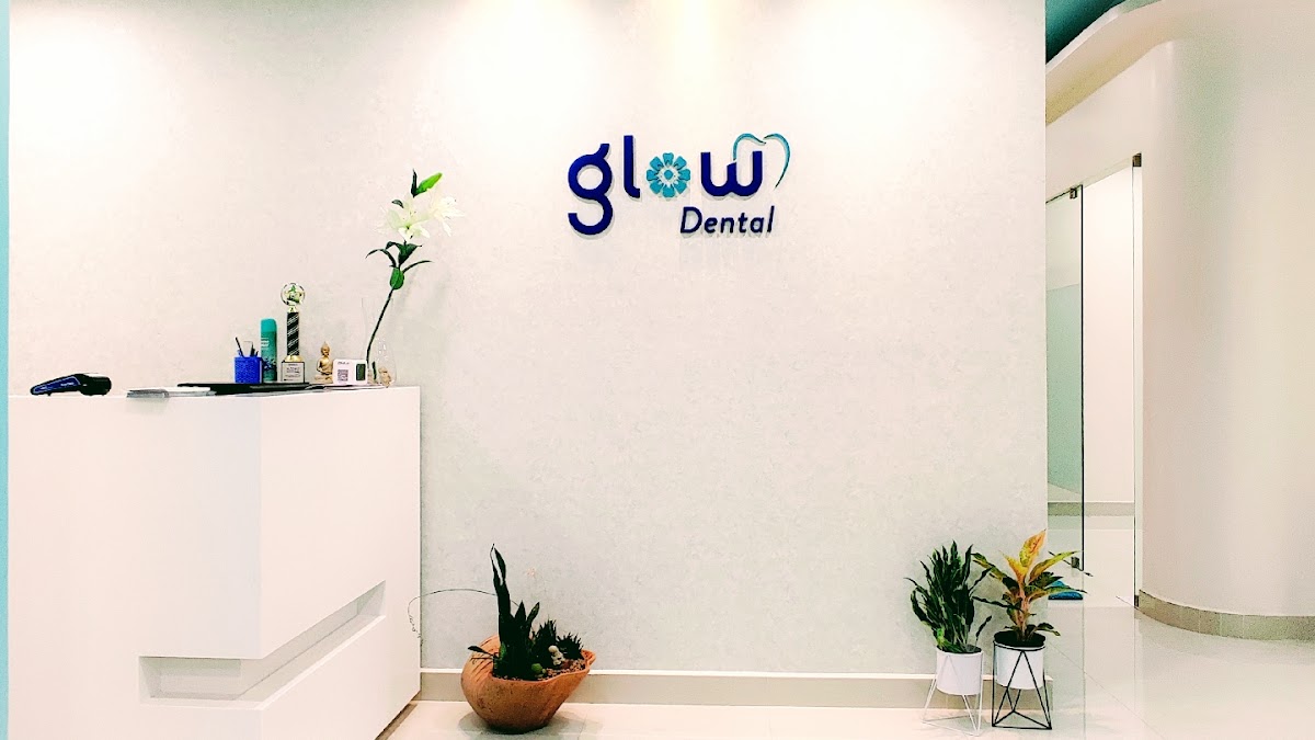 Glow Dental dental clinic