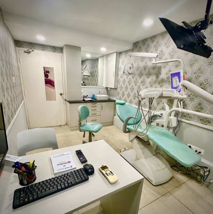 Yash Perungudi dental clinic