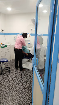 NEOSMILE DENTAL AND IMPLANT CENTRE | INVISIBLE ALINGNERS | SMILE DESIGN| 3D SCANNING
