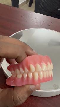 DR.VELS DENTAL CARE