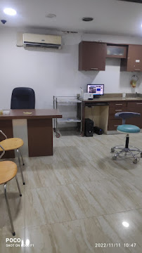 Dentistree Dental Care, Velachery