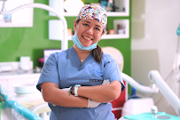 Dr. Gabriela Perez Jacobo - Digital Imaging Dentistry