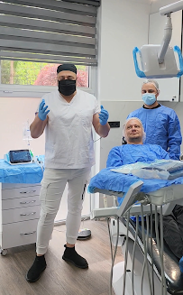 UNI STOM Dental Clinic