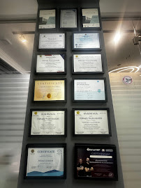UNI STOM Dental Clinic