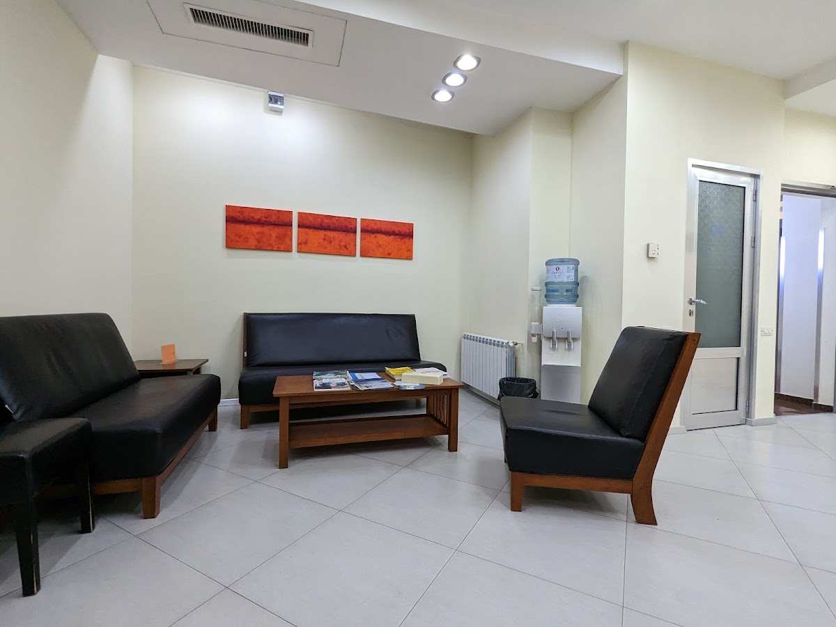 Modern Implant Medicine dental clinic