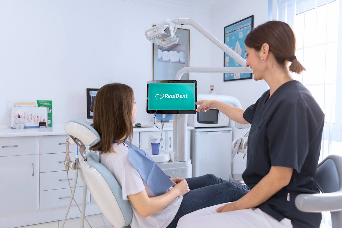 Realdent Masir Stomatoloji Klinika dental clinic in Baku