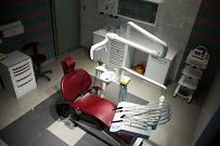 RealDent Müasir Stomatoloji Klinika (Modern Dental Clinic)