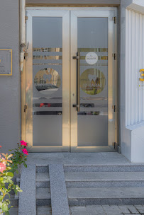 32 Karat Dental Clinic