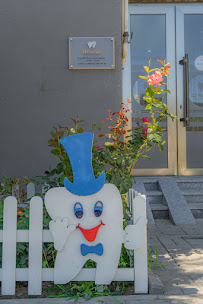 32 Karat Dental Clinic