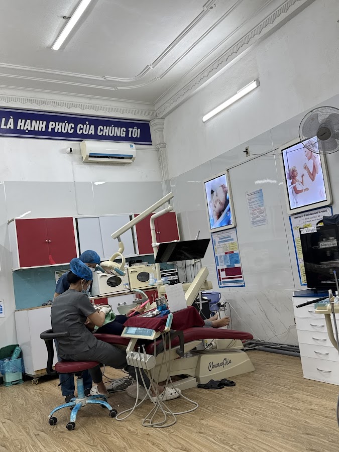 Quốc Tế Việt Úc Dental Clinic dental clinic