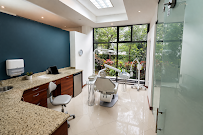AM Dental Clinic