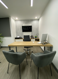 AM Dental Clinic