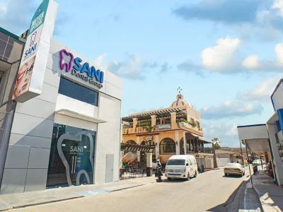 Sani Dental Group - zirconia crown clinic in Los Algodones