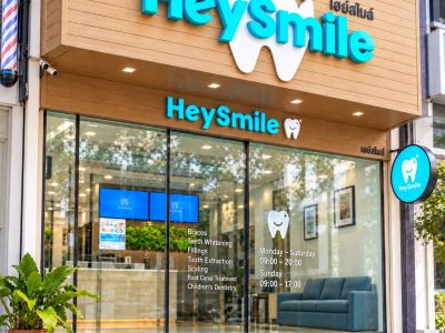 HeySmile Dental Clinic in Bangkok, Thailand, photograph 5