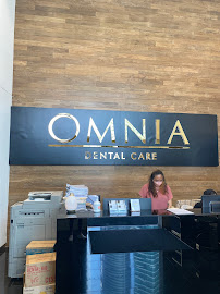 Omnia Dental Care KL
