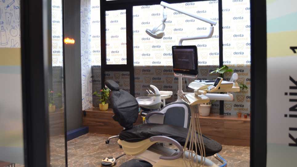 Denta İstanbul Diş Kliniği | Denta Istanbul Clinic | Dental Implants & Dental Veneer & Smile Design