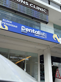 Dentalist Kuala Lumpur | Dental clinic segambut | Dentist segambut | Porcelain Veneer | Clear Aligner | Implant