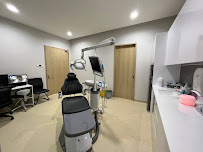 UMH DENTAL