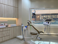KL Dental Sunway Velocity (Award winning Implant, Veneers & Invisalign Diamond Centre)