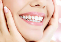 Dentists Özlem Özcan