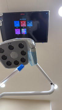 Smile Life Dental Desa Petaling (Invisalign, Veneers, Implant, Teeth Whitening)