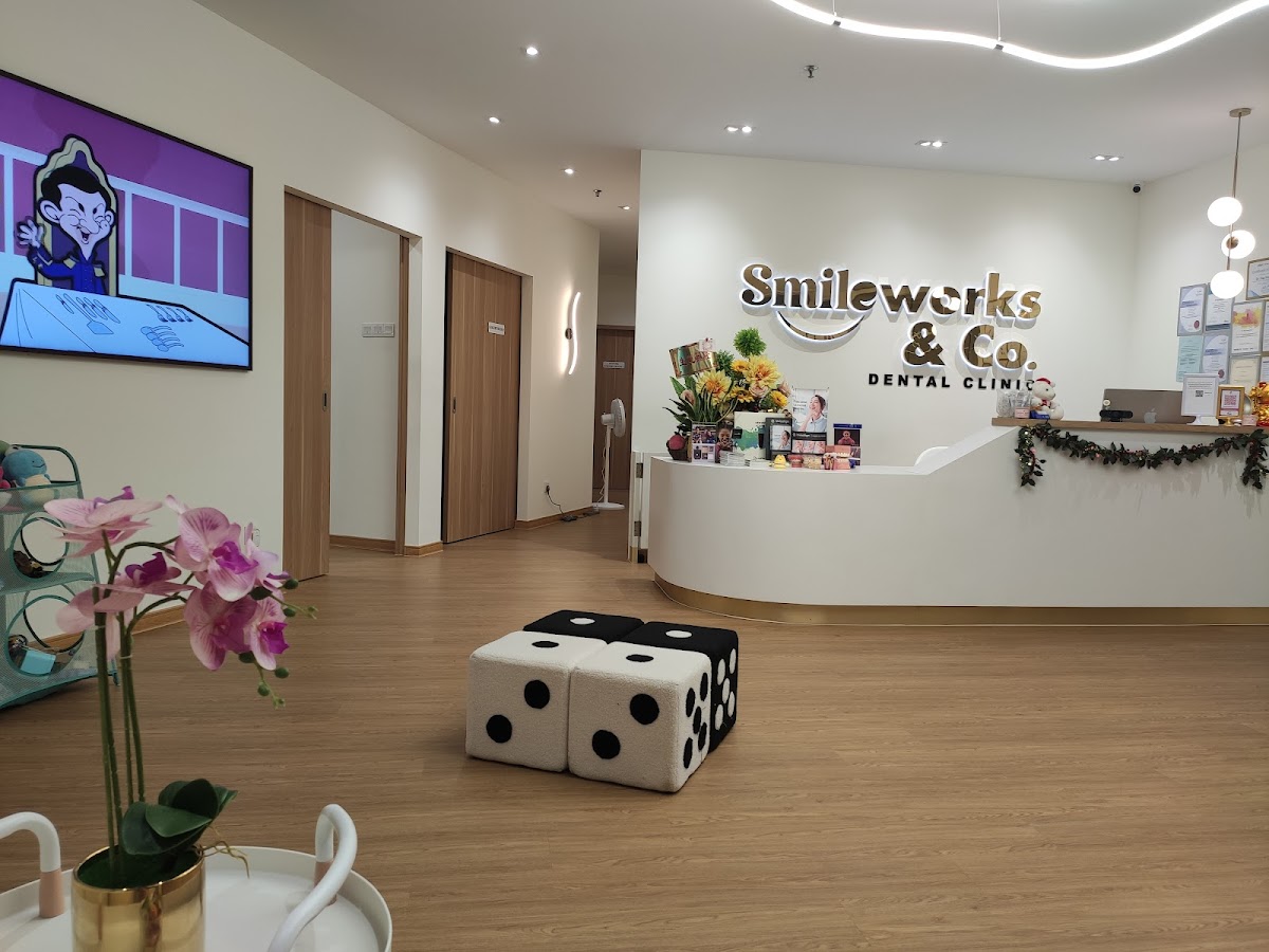 Smileworks & Co. Dental Clinic @ Sunway Velocity (Top 1% Invisalign Provider) - dental clinic in Kuala Lumpur, Malaysia